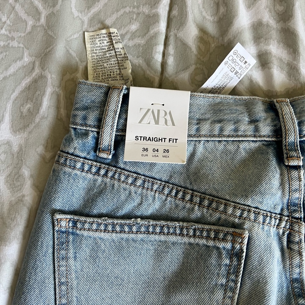 Zara Straight Cut Jeans